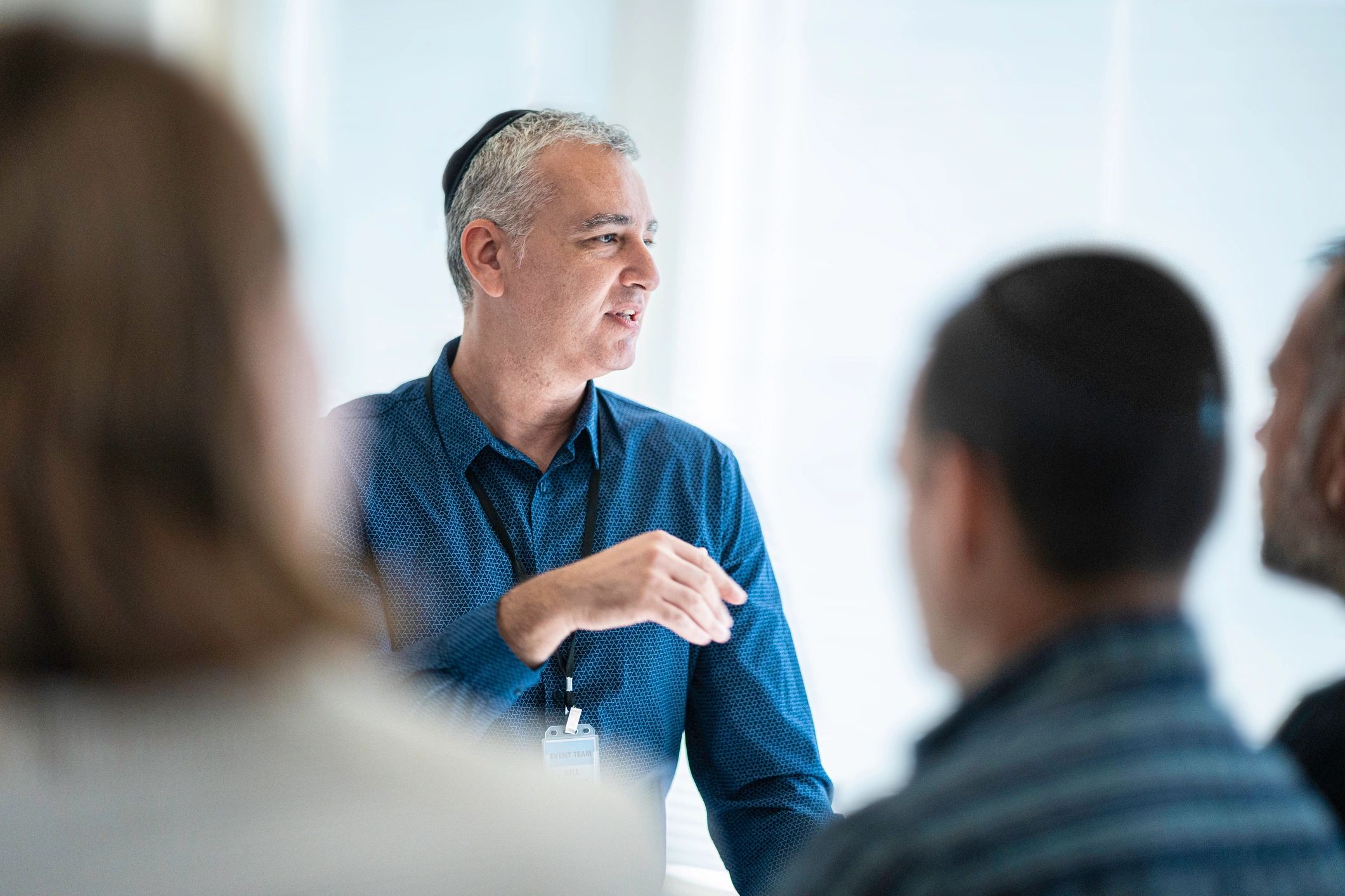 Sessão de treinamento em grupo com foco em desenvolvimento